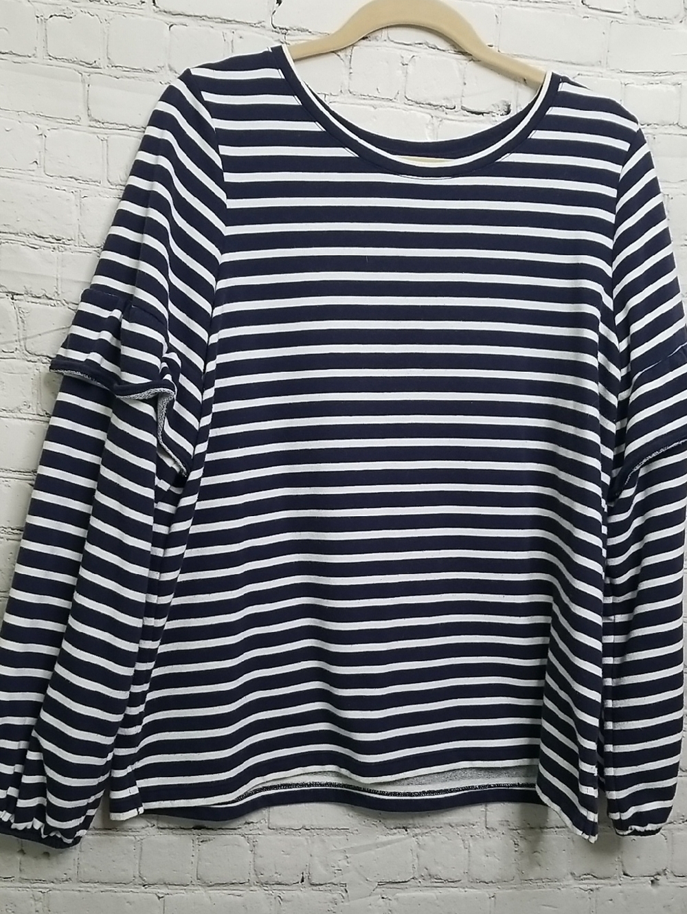 Old Navy Top XLarge Navy White Stripe Ruffle Sleeve